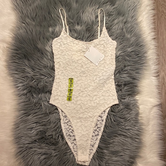 Zara White Lace Bodysuit Women’s Size Small NWT Adjustable Straps Sheer - Picture 1 of 9